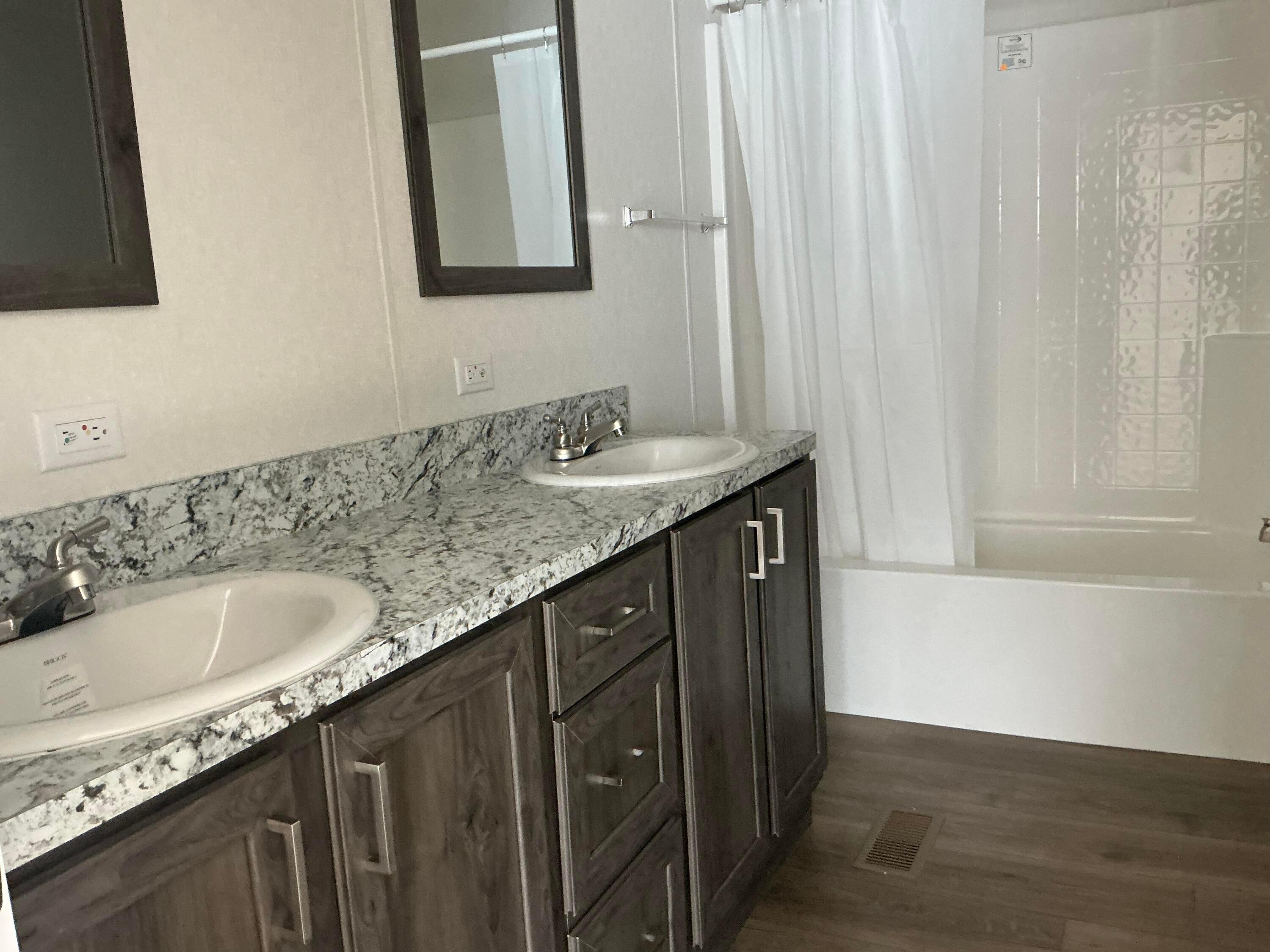 1330 Hanover Road, Unit 71 Delaware, OH 43015 - Photo 15 of 21 IMG_1383