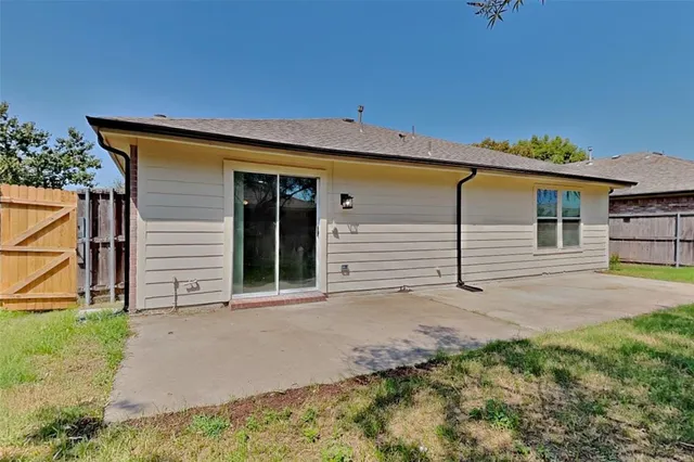 $1,845 | 1020 Halifax Lane, Forney, TX 75126