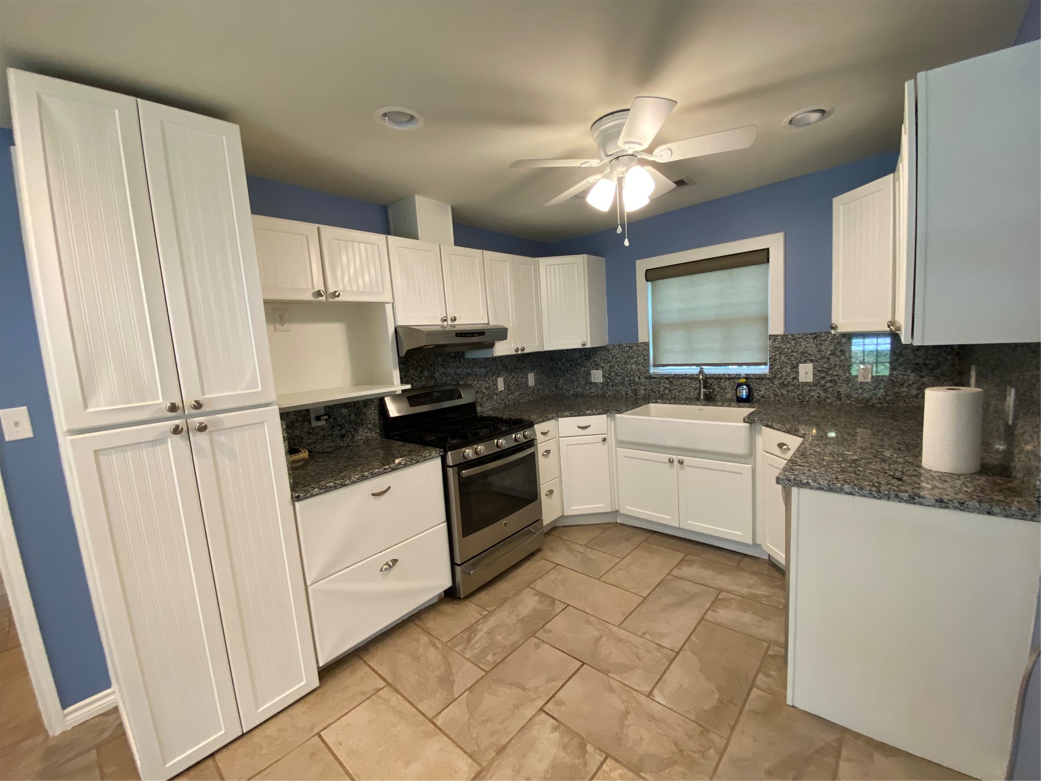 641 Red Clover Livingston, TX 77351 - Photo 11 of 43