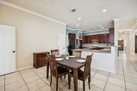 $589,000 | 404 Primrose Lane, League City, TX 77573