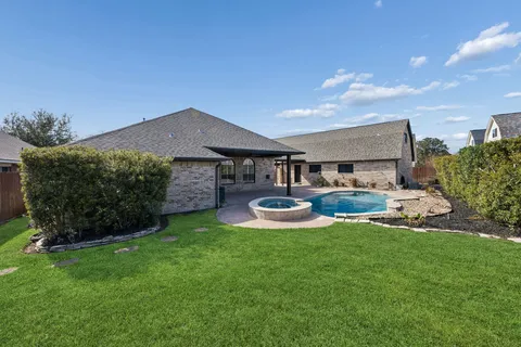 $589,000 | 404 Primrose Lane, League City, TX 77573