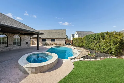 $589,000 | 404 Primrose Lane, League City, TX 77573