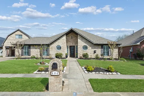 $589,000 | 404 Primrose Lane, League City, TX 77573