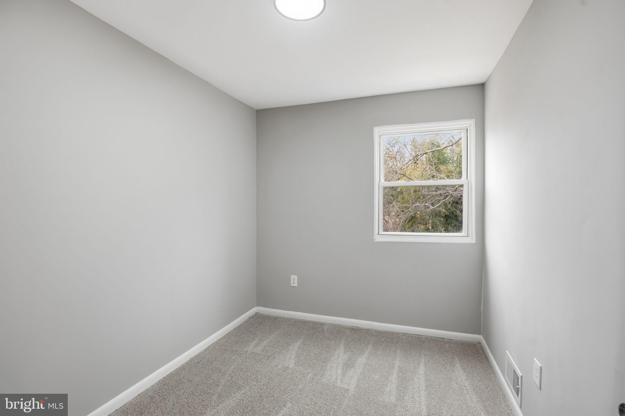 8215 Consett Court Severn, MD 21144 - Photo 7 of 35