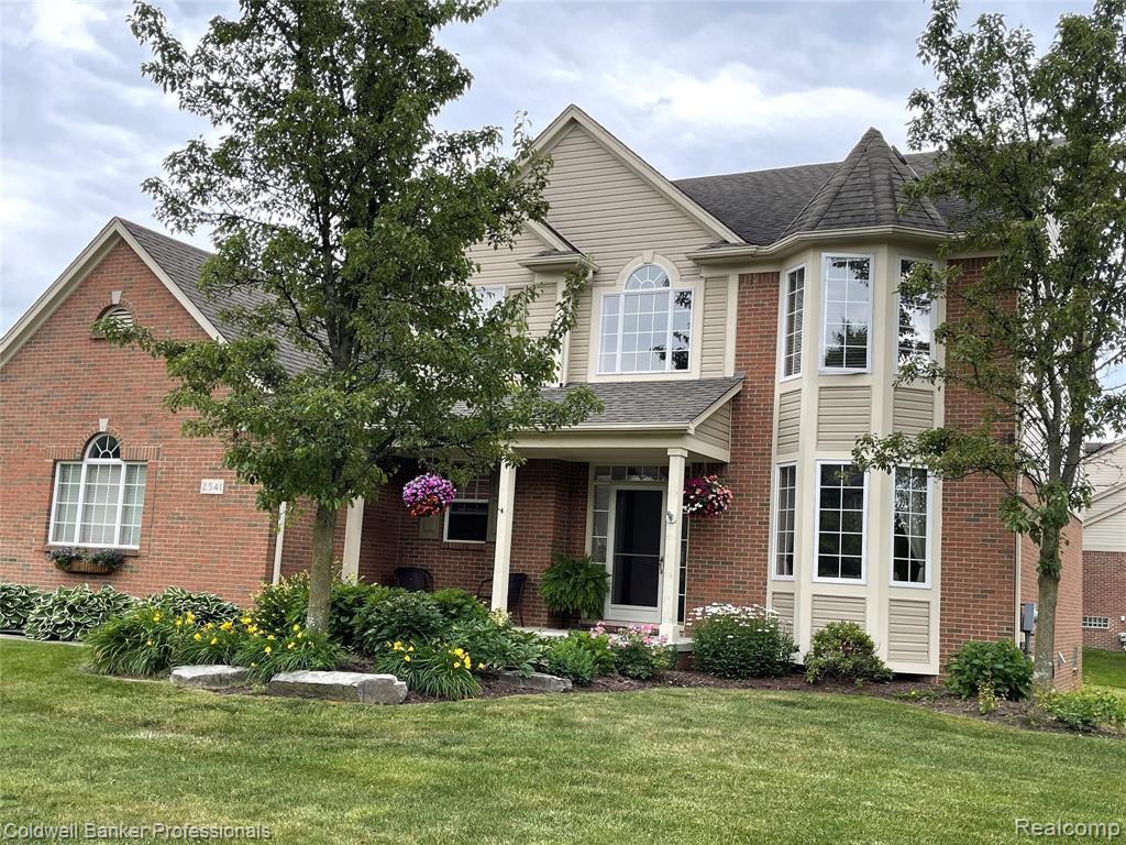 2541 Florence Drive Rochester Hills, MI 48309 - Photo 2 of 33