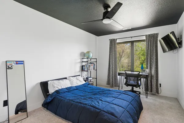$849,900 | 600 West 6th Street, Coal Valley, IL 61240