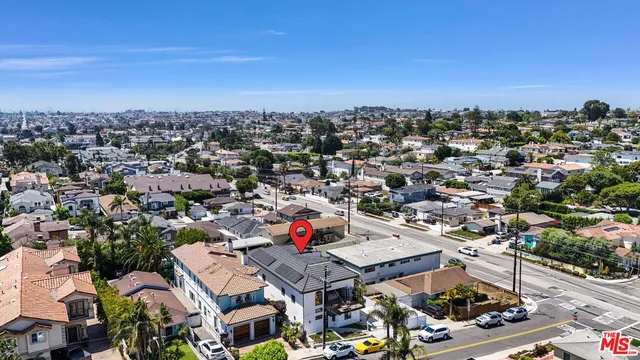 $1,399,000 | 1902 Gates Avenue, Redondo Beach, CA 90278