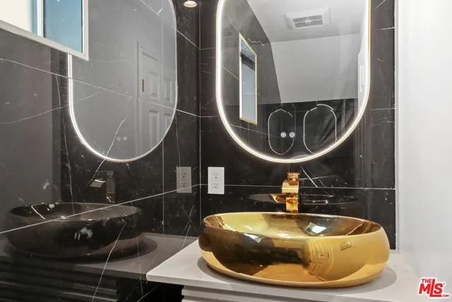 $1,399,000 | 1902 Gates Avenue, Redondo Beach, CA 90278