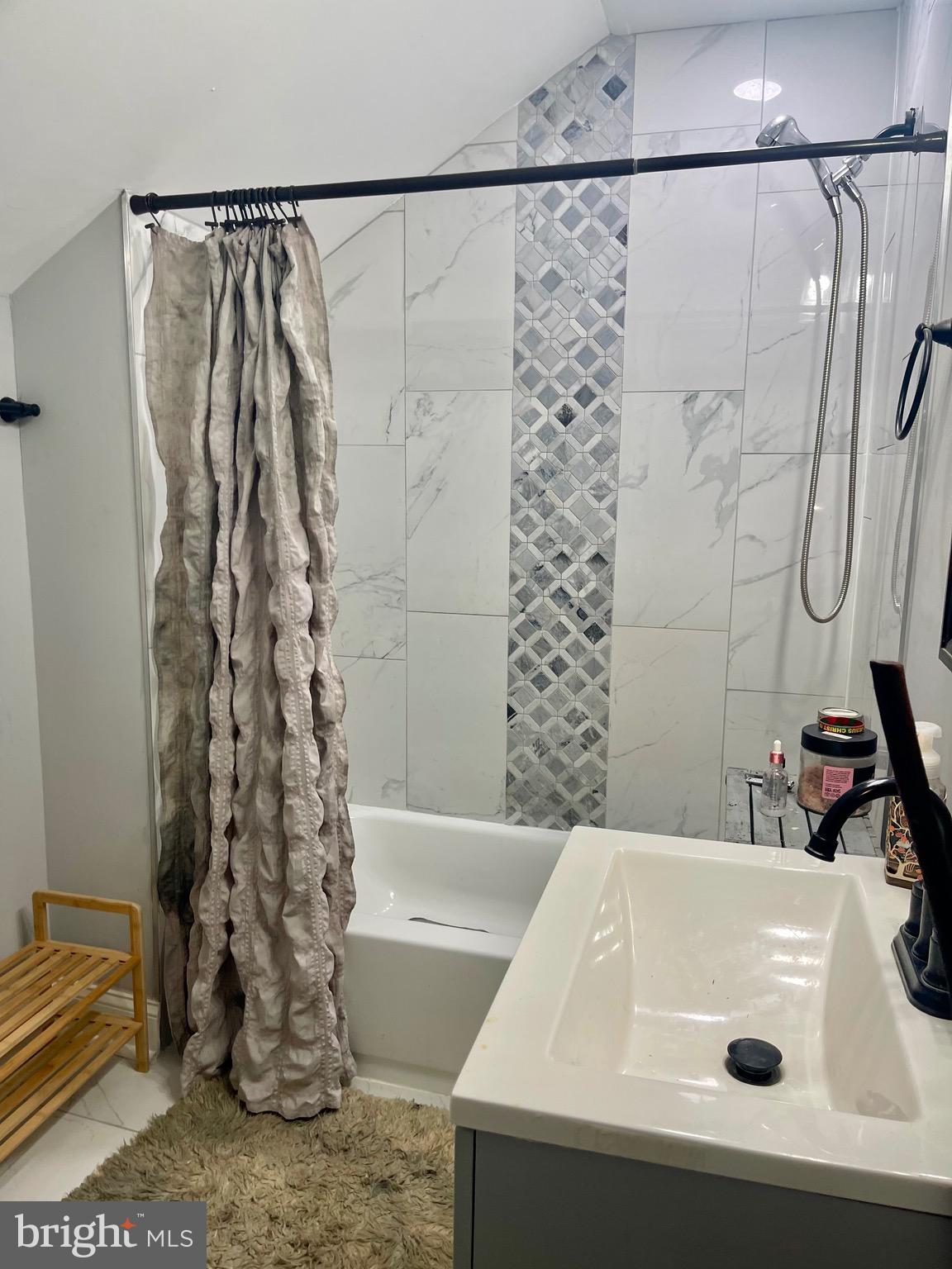 4104 Chatham Road Baltimore, MD 21207 - Photo 16 of 25 Upper hall bath 2