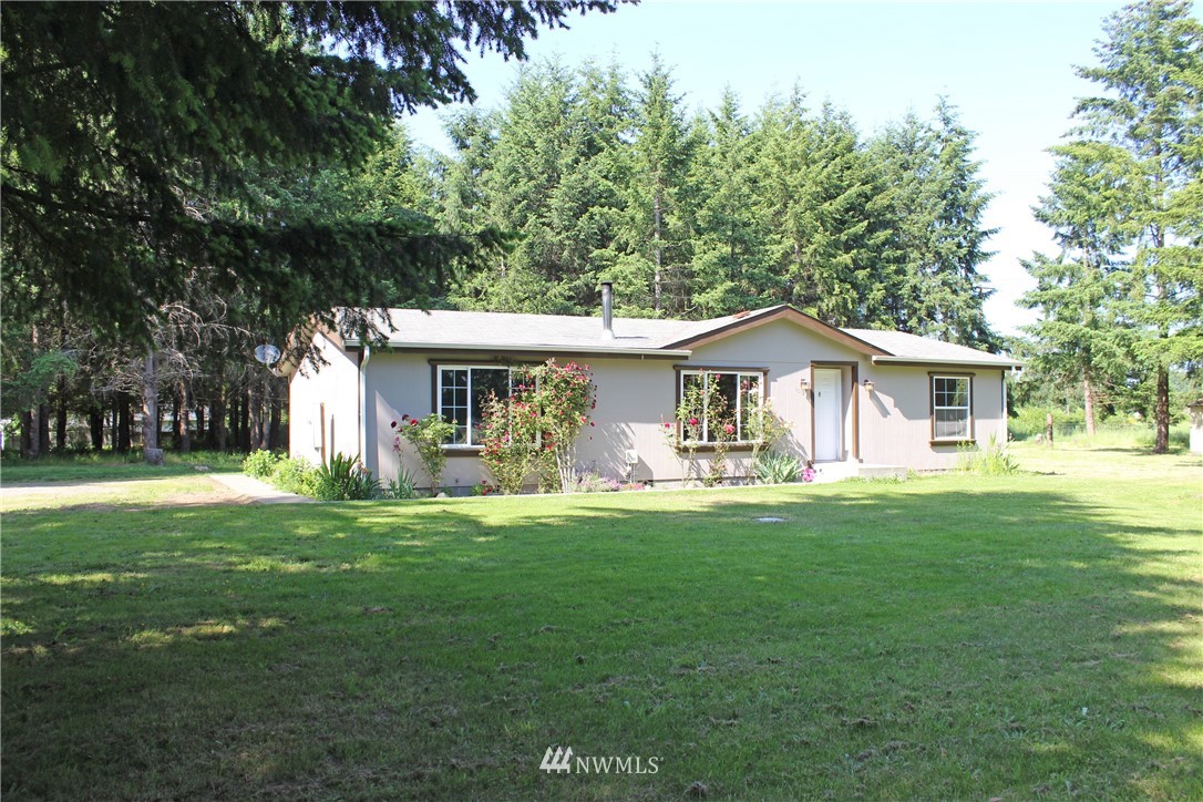 9012 176th Avenue Southwest Rochester, WA 98579 - Photo 3 of 25