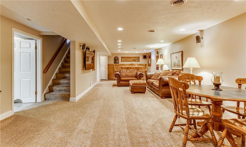 110 Frick Road Pittsburgh, PA 15238 - Photo 17 of 25 Gallery Image 17