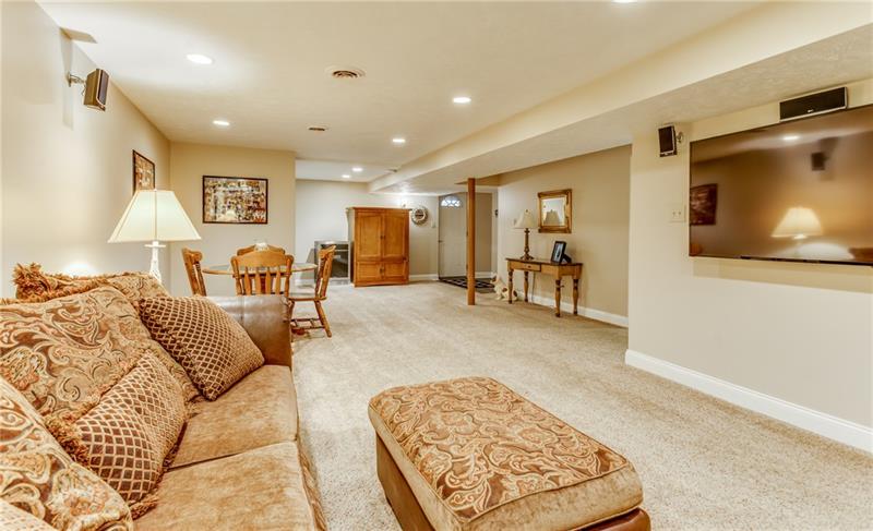 110 Frick Road Pittsburgh, PA 15238 - Photo 18 of 25 Gallery Image 18