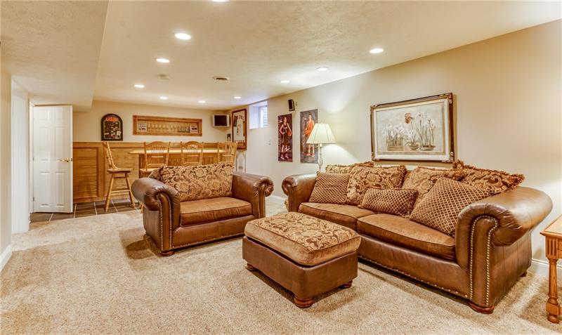 110 Frick Road Pittsburgh, PA 15238 - Photo 19 of 25 Gallery Image 19