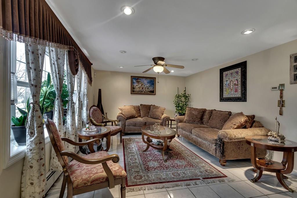 445 Old Connecticut Path Framingham, MA 01701 - Photo 3 of 23