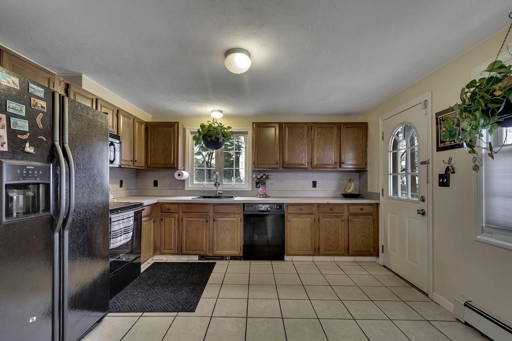 445 Old Connecticut Path Framingham, MA 01701 - Photo 7 of 23