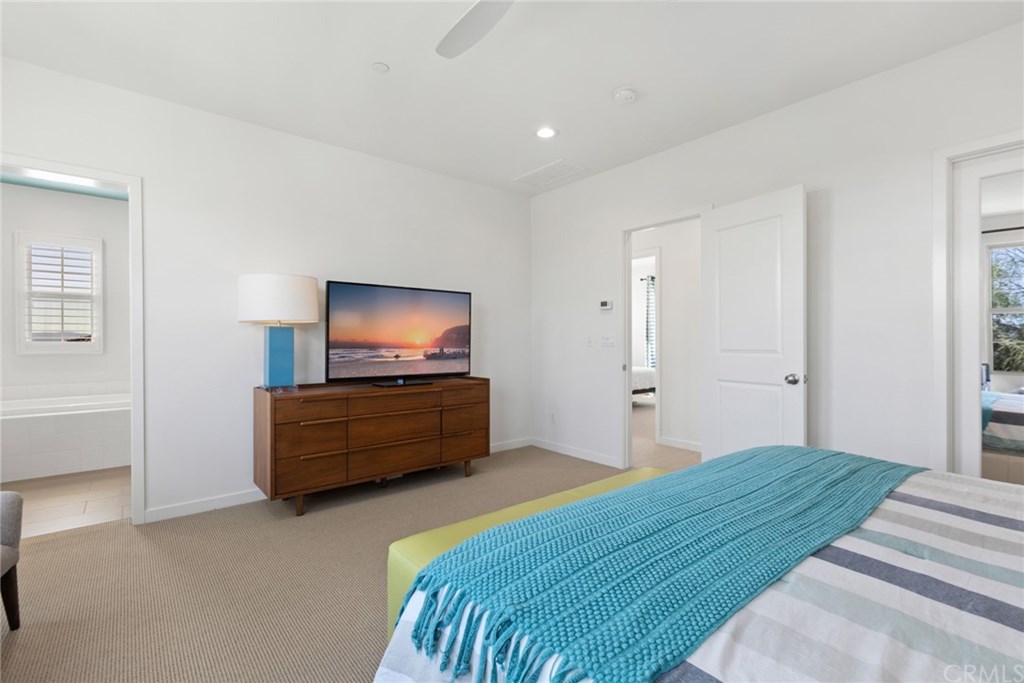 53 Kestrel Irvine, CA 92618 - Photo 16 of 39