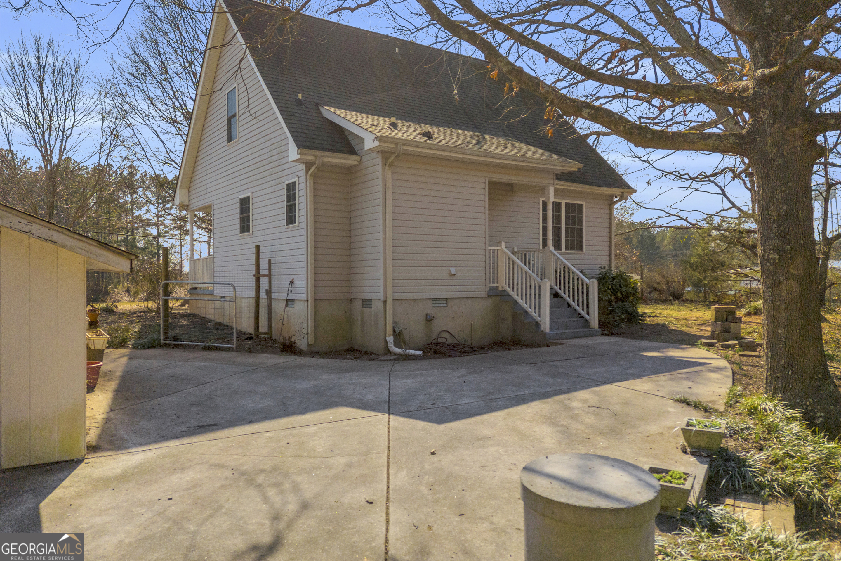 8576 Highway 72 Hull, GA 30646 - Photo 30 of 37