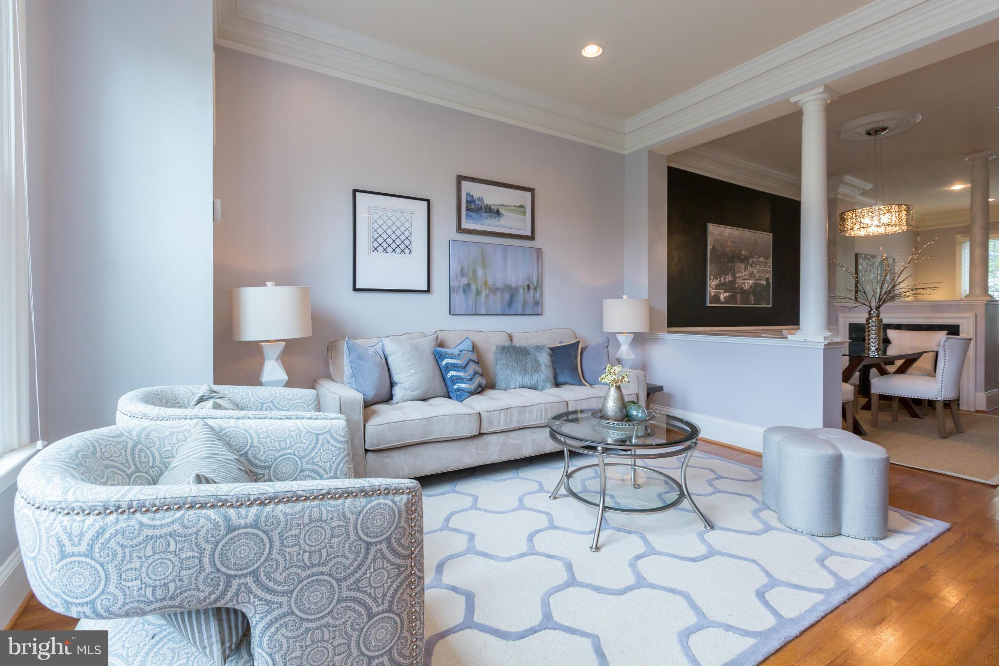 722 Carpenter Road Alexandria, VA 22314 - Photo 4 of 28 Family Room