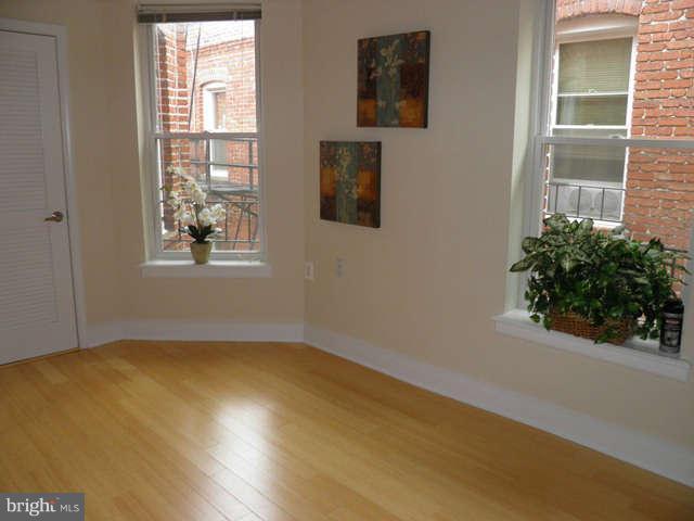 1106 Columbia Road Northwest, Unit 304 Washington, DC 20009 - Photo 7 of 23 Living Room