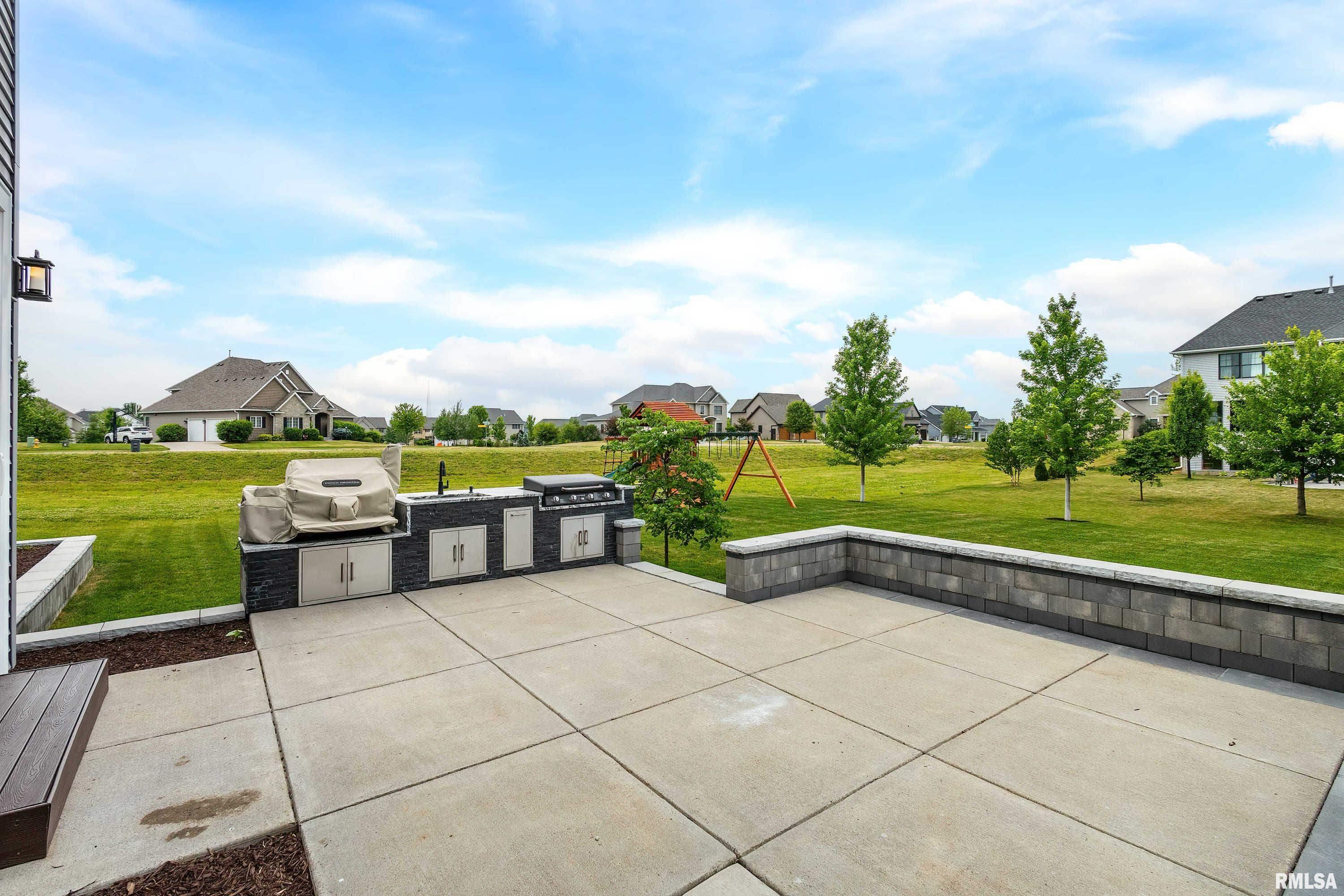 6532 Cardinal Road Bettendorf, IA 52722 - Photo 45 of 53 Gallery Image 45