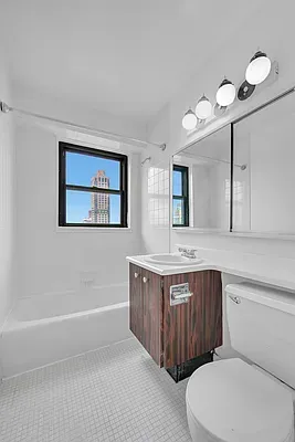 $1,650,000 | 345 East 80th Street, Unit 28C | Upper East Side
