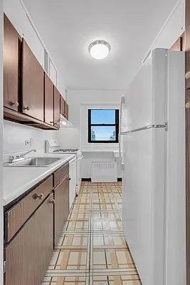 $1,650,000 | 345 East 80th Street, Unit 28C | Upper East Side