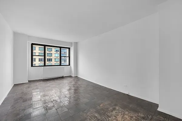 $1,650,000 | 345 East 80th Street, Unit 28C | Upper East Side