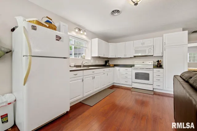 $395,000 | 28 Perkins Lane, Golconda, IL 62938