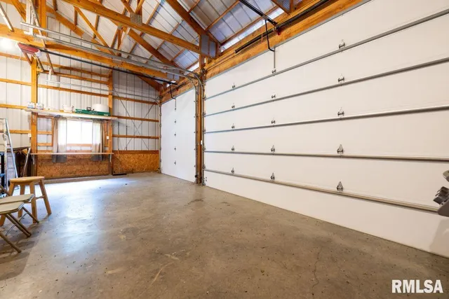 $395,000 | 28 Perkins Lane, Golconda, IL 62938