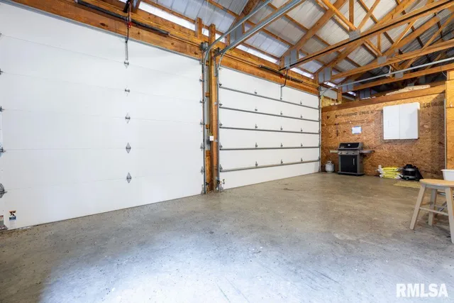 $395,000 | 28 Perkins Lane, Golconda, IL 62938