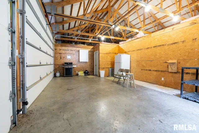 $395,000 | 28 Perkins Lane, Golconda, IL 62938