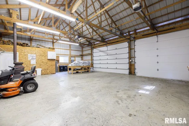 $395,000 | 28 Perkins Lane, Golconda, IL 62938