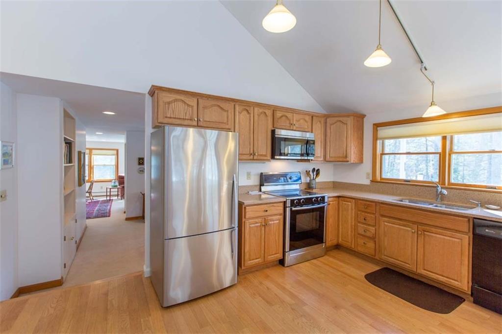 233 Middle Bay Road Brunswick, ME 04011 - Photo 8 of 30 Photo