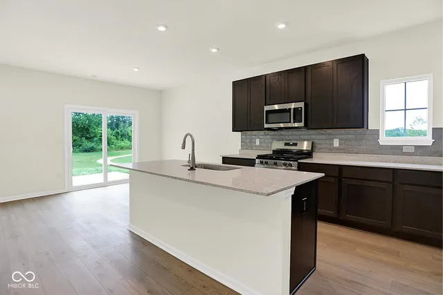 $475,359 | 5758 Greenbrier Court, Brownsburg, IN 46112