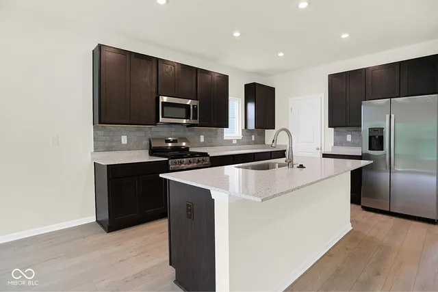 $475,359 | 5758 Greenbrier Court, Brownsburg, IN 46112