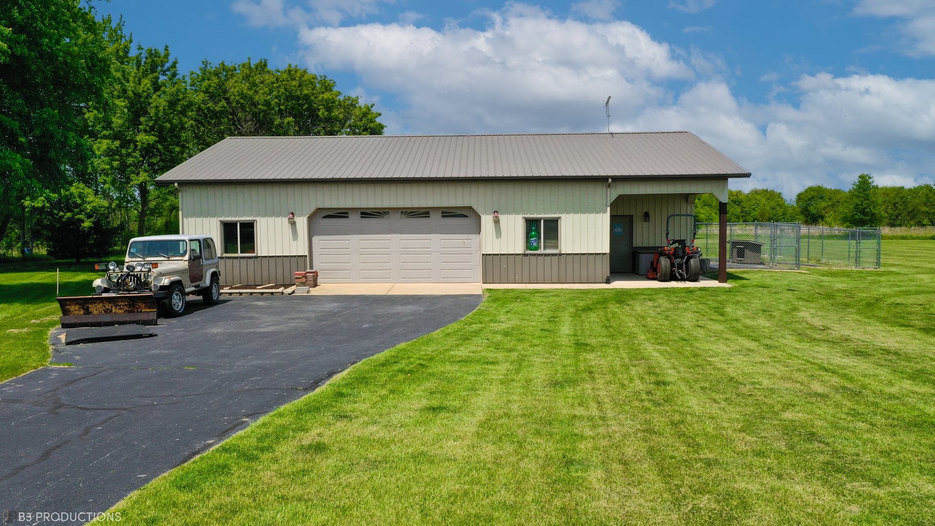 2838 West Corning Road Peotone, IL 60468 - Photo 2 of 38 Gallery Image 2