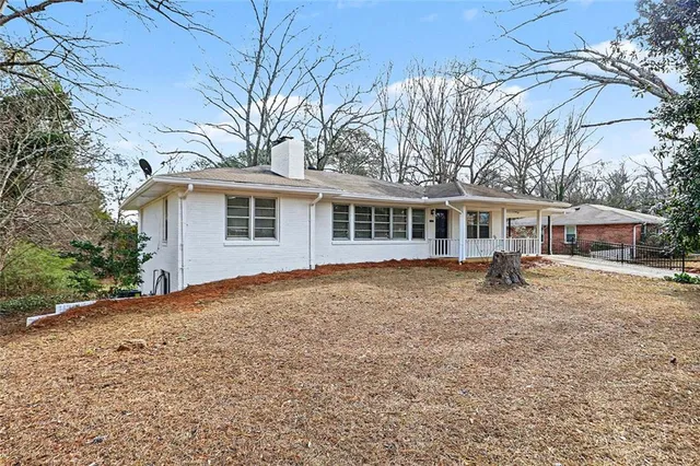 $259,900 | 7120 South Sweetwater Road, Lithia Springs, GA 30122