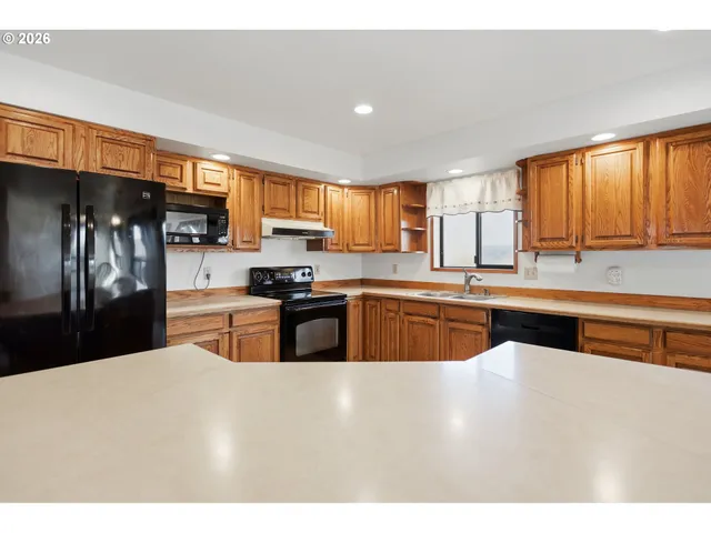 $649,000 | 1490 Main Street, Arlington, OR 97812