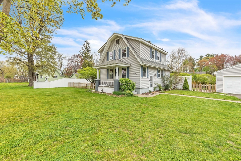 74 Ridgeway Street Westfield, MA 01085 - Photo 4 of 40 Gallery Image 4