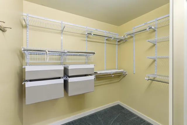 $295,000 | 222 West Pleasant Street, Mankato, MN 56001