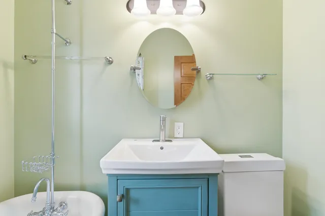 $295,000 | 222 West Pleasant Street, Mankato, MN 56001