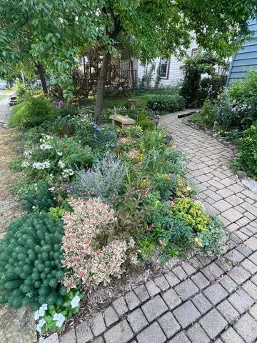 $295,000 | 222 West Pleasant Street, Mankato, MN 56001