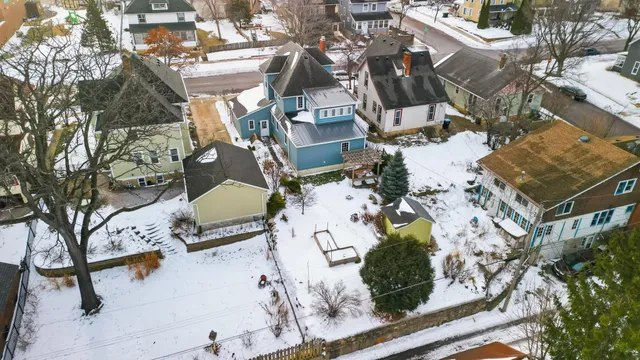 $295,000 | 222 West Pleasant Street, Mankato, MN 56001