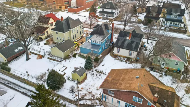 $295,000 | 222 West Pleasant Street, Mankato, MN 56001