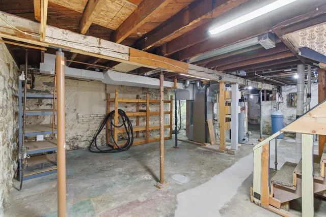 $295,000 | 222 West Pleasant Street, Mankato, MN 56001