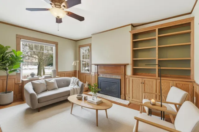 $295,000 | 222 West Pleasant Street, Mankato, MN 56001