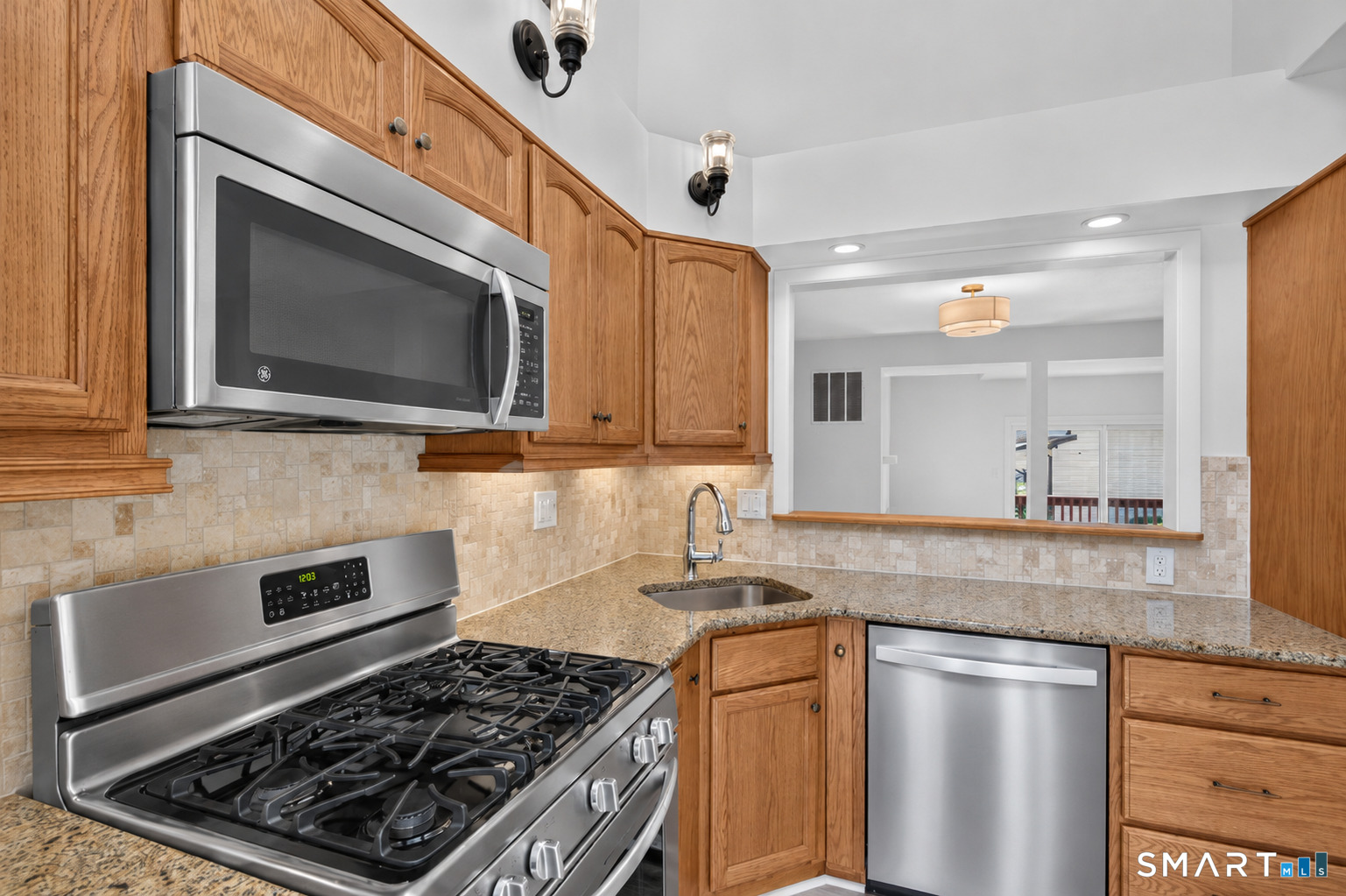 165 Cypress Road, Unit 165 Newington, CT 06111 - Photo 18 of 34