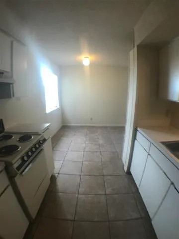 $1,400 | 2408 Longview Street, Unit 111, Austin, TX 78705