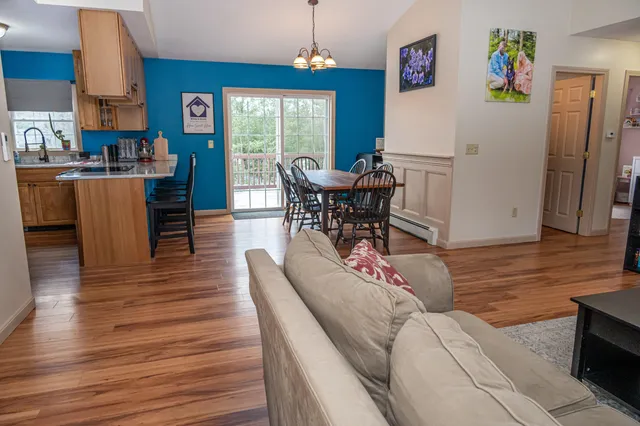 $405,000 | 40 Deer Run, Livermore, ME 04253