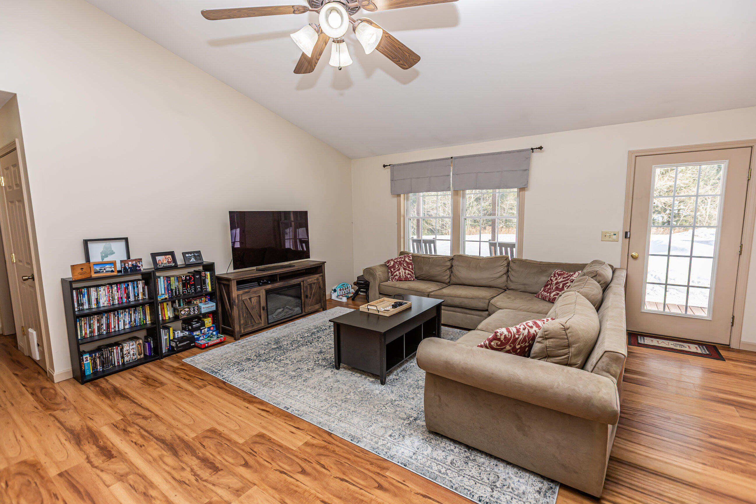 40 Deer Run Livermore, ME 04253 - Photo 19 of 69 Main Floor-2365